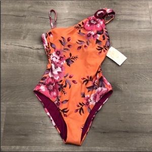 BECCA In Full Bloom One Piece